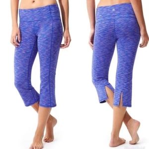 Athleta Energy Power Up Capri Legging